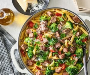 Cheesy Prime Rib Pasta with Broccoli