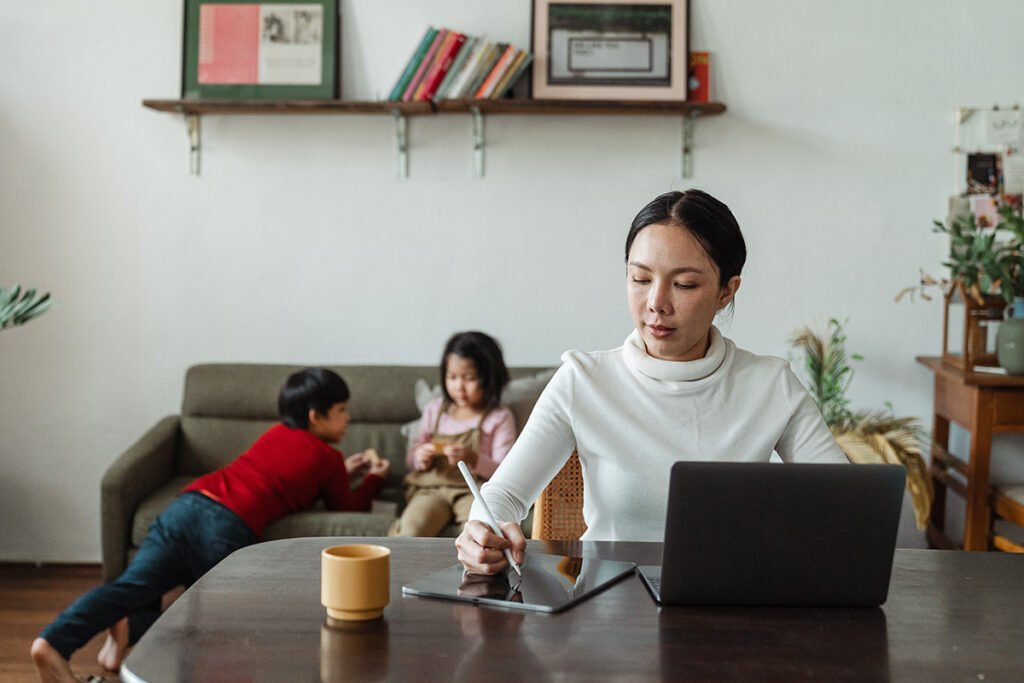 Are You Guilty of Media Multitasking?